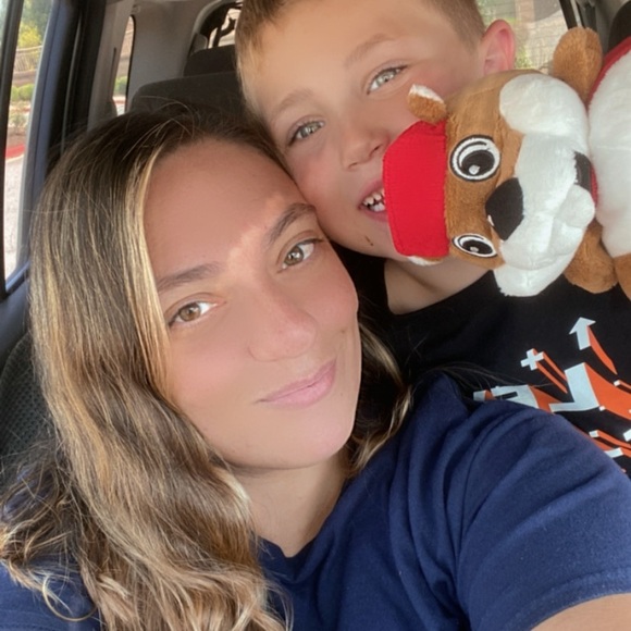 Meet your Posher, Marissa - Picture 3 of 7